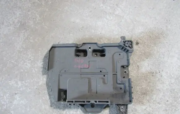 Hyundai i40 Battery tray 371503Z000