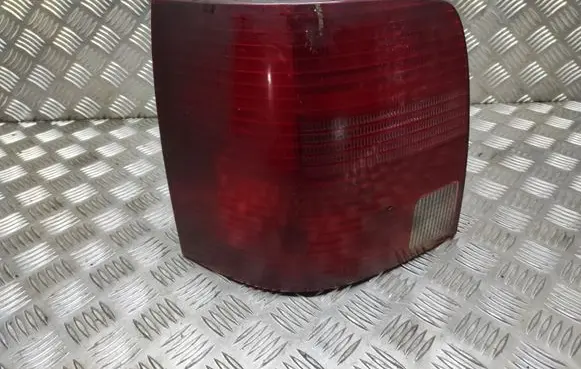 Volkswagen PASSAT B5 Rear/tail lights 393365