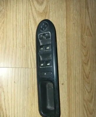 Peugeot 407 Electric window control switch 96468704 86140404