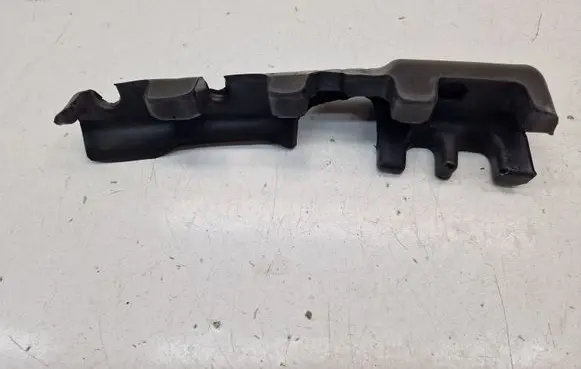 KIA Ceed Engine bonnet/hood sound/heat insulation 