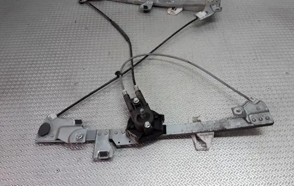Citroen Berlingo Front door manual window regulator 