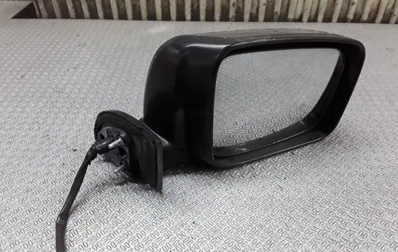 Nissan Prairie Front door electric wing mirror E4022656