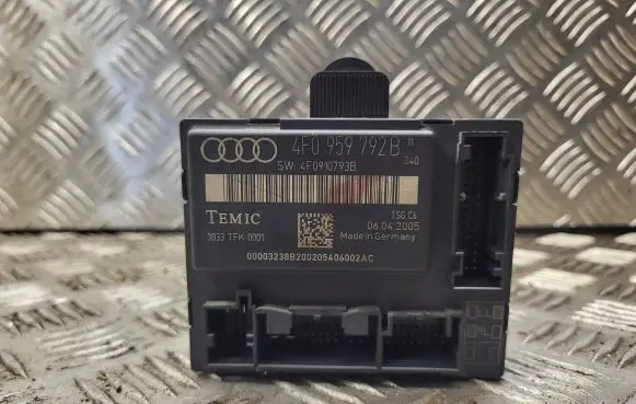 Audi A6 S6 C6 4F Door control unit/module 4F0959792B