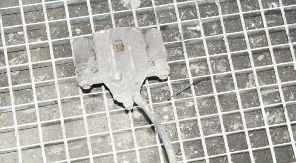 KIA Sportage Rear brake caliper