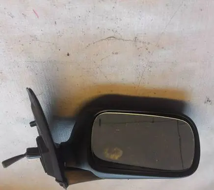 Nissan Primera Front door electric wing mirror 015334