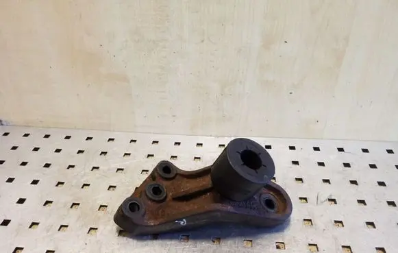 KIA Sportage Engine mounting bracket 218233W050 218232Y600