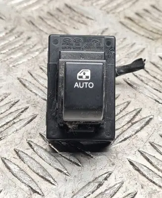 KIA Ceed Electric window control switch 935751H100