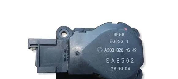 Mercedes-Benz CLK A209 C209 Air flap motor/actuator A2038201642
