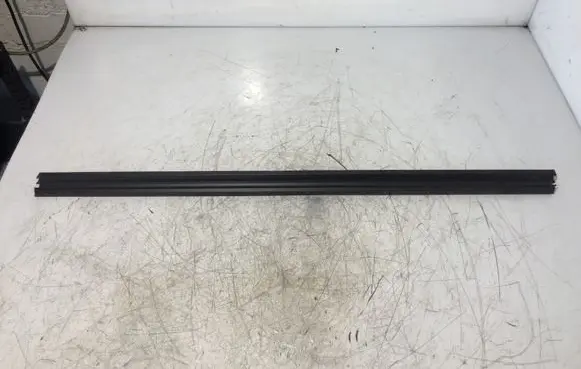 Peugeot Expert Rubber seal front door window/glass 9808655780