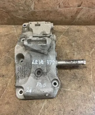 BMW 3 F30 F35 F31 Generator/alternator bracket 7619250