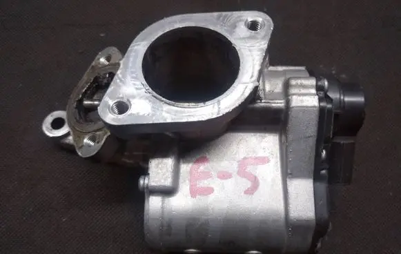 Renault Scenic II - Grand scenic II EGR valve 8200796571 A2C53182341 072388