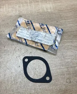 Hyundai H-100 Thermostat housing 2512642060
