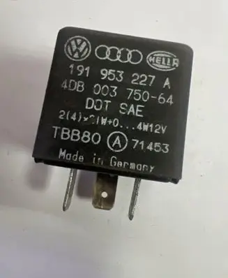 Audi A4 S4 B5 8D Other relay 191953227A 4DB00375064