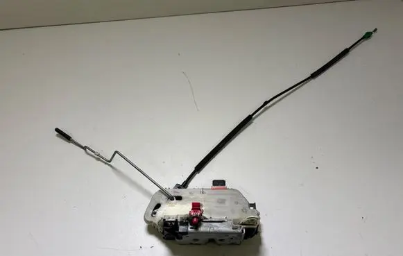 Ford Mustang V Front door lock DA5A5421813BA