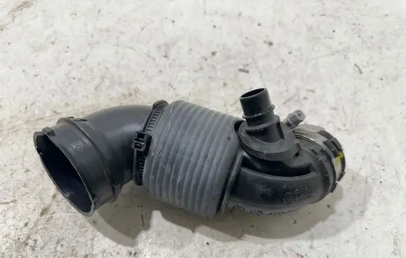 KIA Sportage Intercooler hose/pipe 28130F1150 LSA137702 2813011150