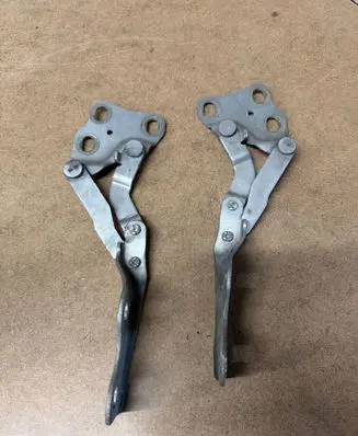 Opel Meriva A Engine bonnet/hood hinges