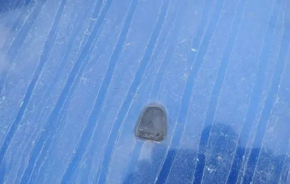 Volvo V50 Windshield washer spray nozzle 