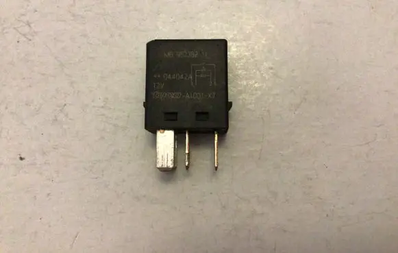 Volvo S40, V40 Other relay 95338211 MB95338211