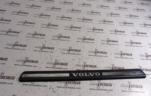 Volvo XC90 Front sill trim cover 8659960