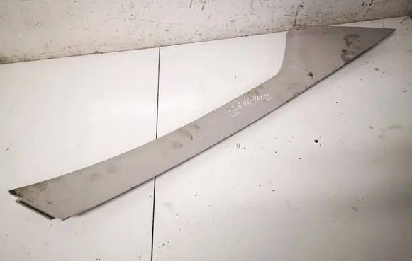 Peugeot Partner (C) pillar trim 9681031377 060930j01
