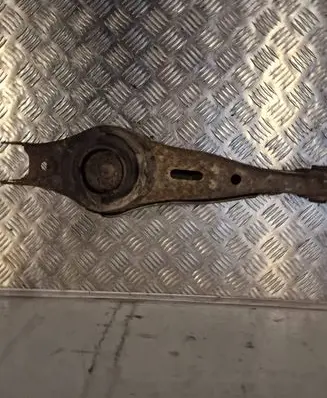 KIA Sorento Rear upper control arm/wishbone