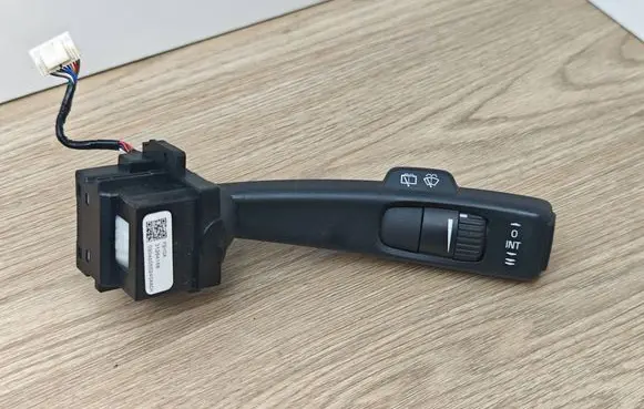 Volvo XC60 Wiper control stalk 31264168