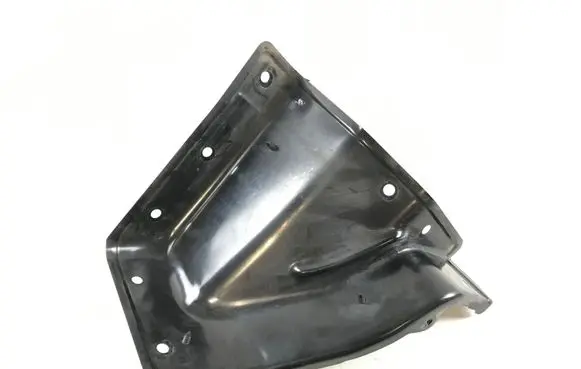 Ford Mustang VI Heat shield in engine bay 
