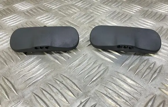 Windshield washer spray nozzle