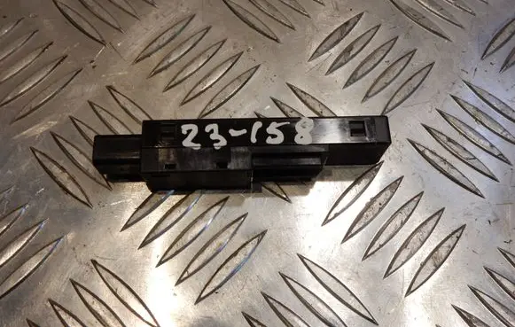Antenna control unit