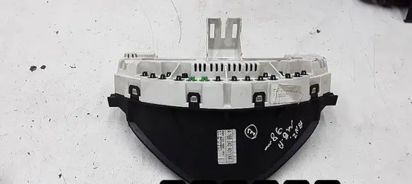 Mercedes-Benz A W168 Speedometer (instrument cluster) 685404011