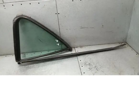 Renault Laguna II Rear door window glass 