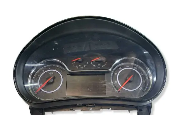 Opel Insignia A Speedometer (instrument cluster) 7110500000000X