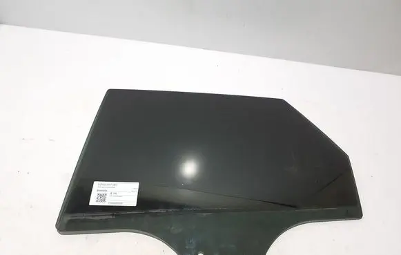 Rear door window glass