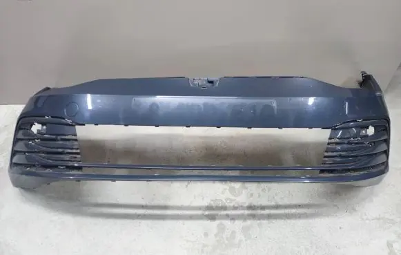 Volkswagen Golf VIII Front bumper 5H0807221H