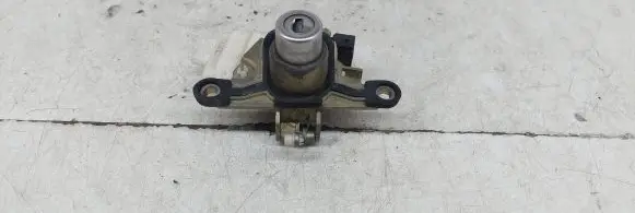 Audi A4 S4 B5 8D Tailgate exterior lock 8D0862055
