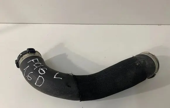 BMW 2 F46 Intercooler hose/pipe 4753651