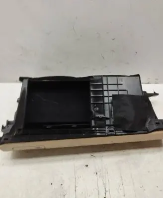 Mercedes-Benz ML W164 Glove box