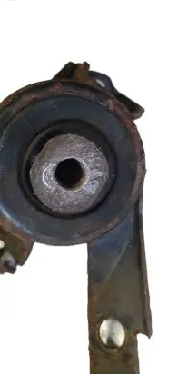 Toyota Avensis T250 Engine mount bracket NOCODE