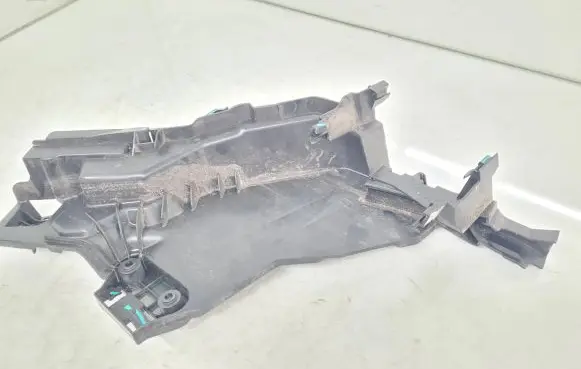 Polestar 2 Rear door exterior handle/bracket 32310938