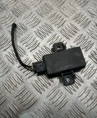 Mercedes-Benz C W205 Tire pressure control unit A0009006907