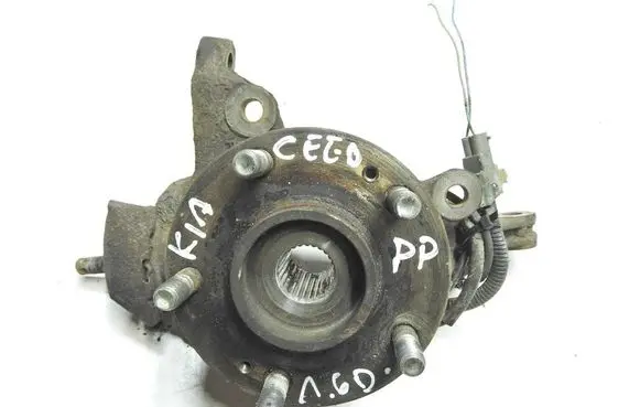 KIA Ceed Front wheel hub spindle knuckle