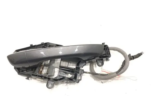 Volkswagen PASSAT B8 Front door exterior handle 