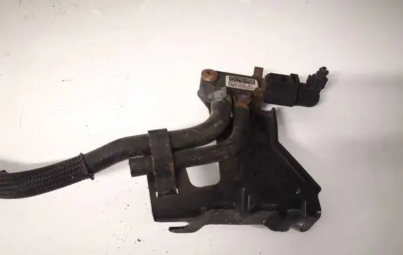 Volkswagen PASSAT B7 Exhaust gas pressure sensor 076906051B