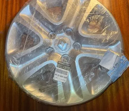 Renault Scenic III - Grand scenic III R16 wheel hub/cap/trim 403150343R