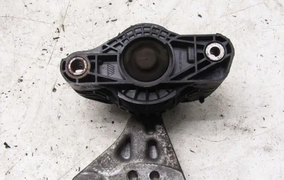 Citroen C3 Engine mount vacuum valve 9676771080