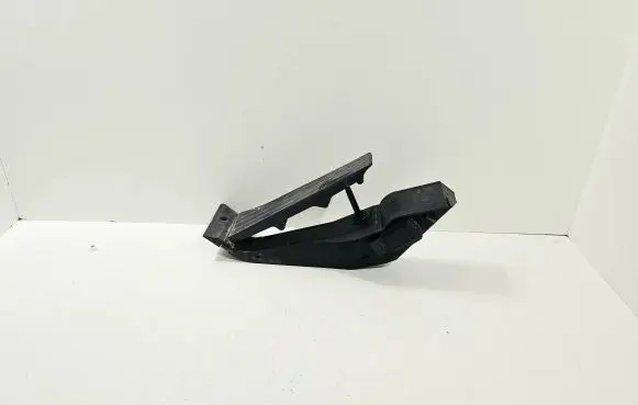 BMW 7 E65 E66 Accelerator throttle pedal 25916010
