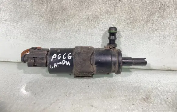 Audi A6 S6 C6 4F Headlight washer pump 3b7955681