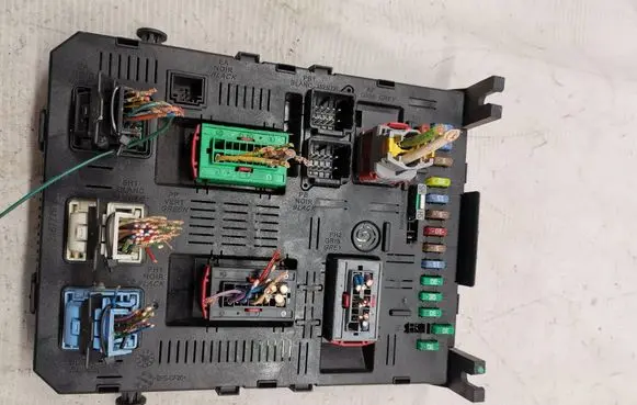 Citroen C5 Comfort/convenience module 9661940080 BSI2004H01 01110906