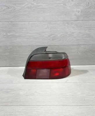 BMW 5 E39 Rear/tail lights 2VP00724010