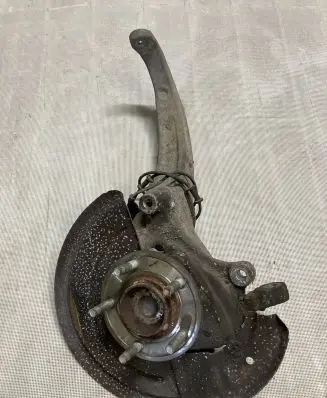 Jaguar S-Type Front wheel hub spindle knuckle XW433K186AC 2W932C204AD